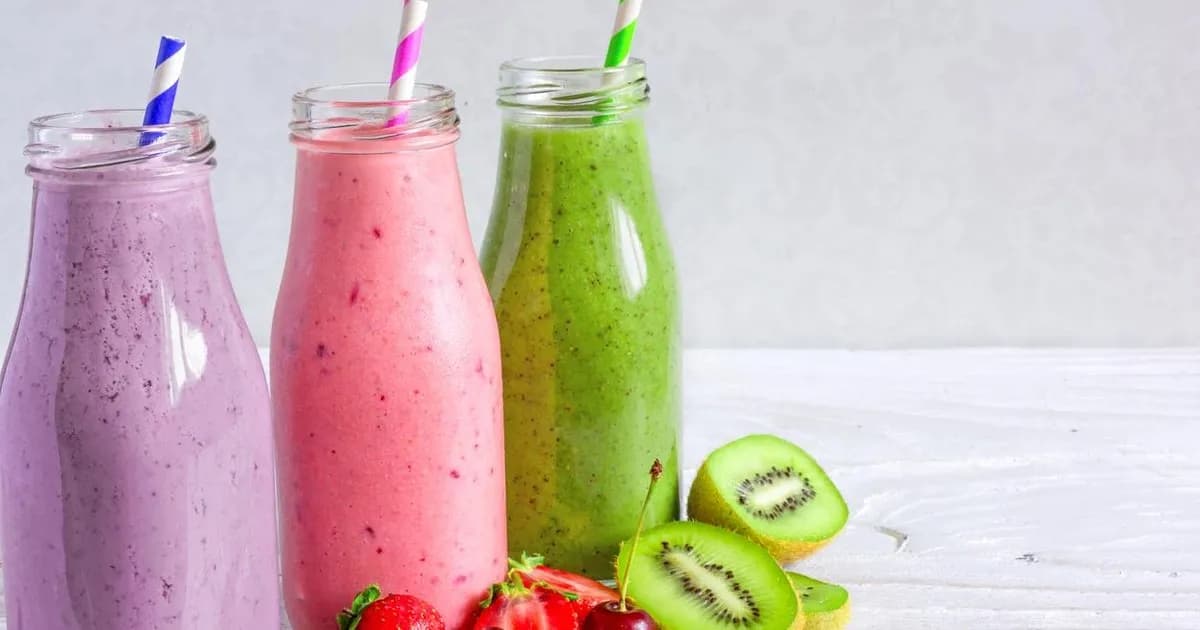 Co to jest smoothie owocowe? Odkryj składniki i korzyści zdrowotne