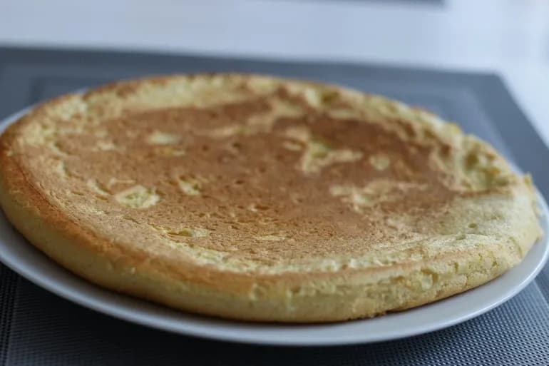 Ile kalorii ma omlet na słodko? Zaskakujące wartości i składniki