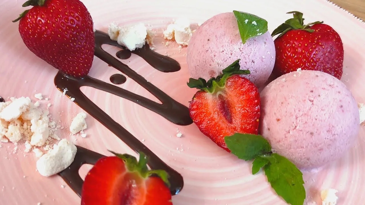 Jak zrobić lody owocowe w domu - proste przepisy i wskazówki