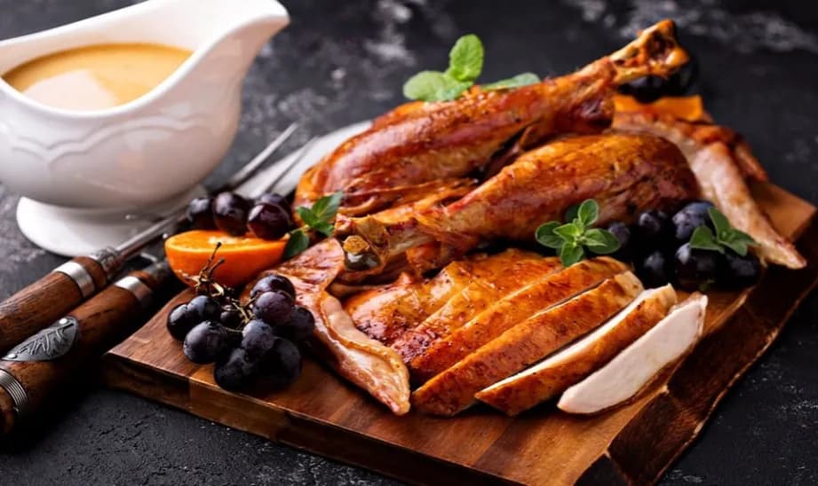 Jakie przyprawy do indyka sprawią, że mięso będzie soczyste i smaczne?