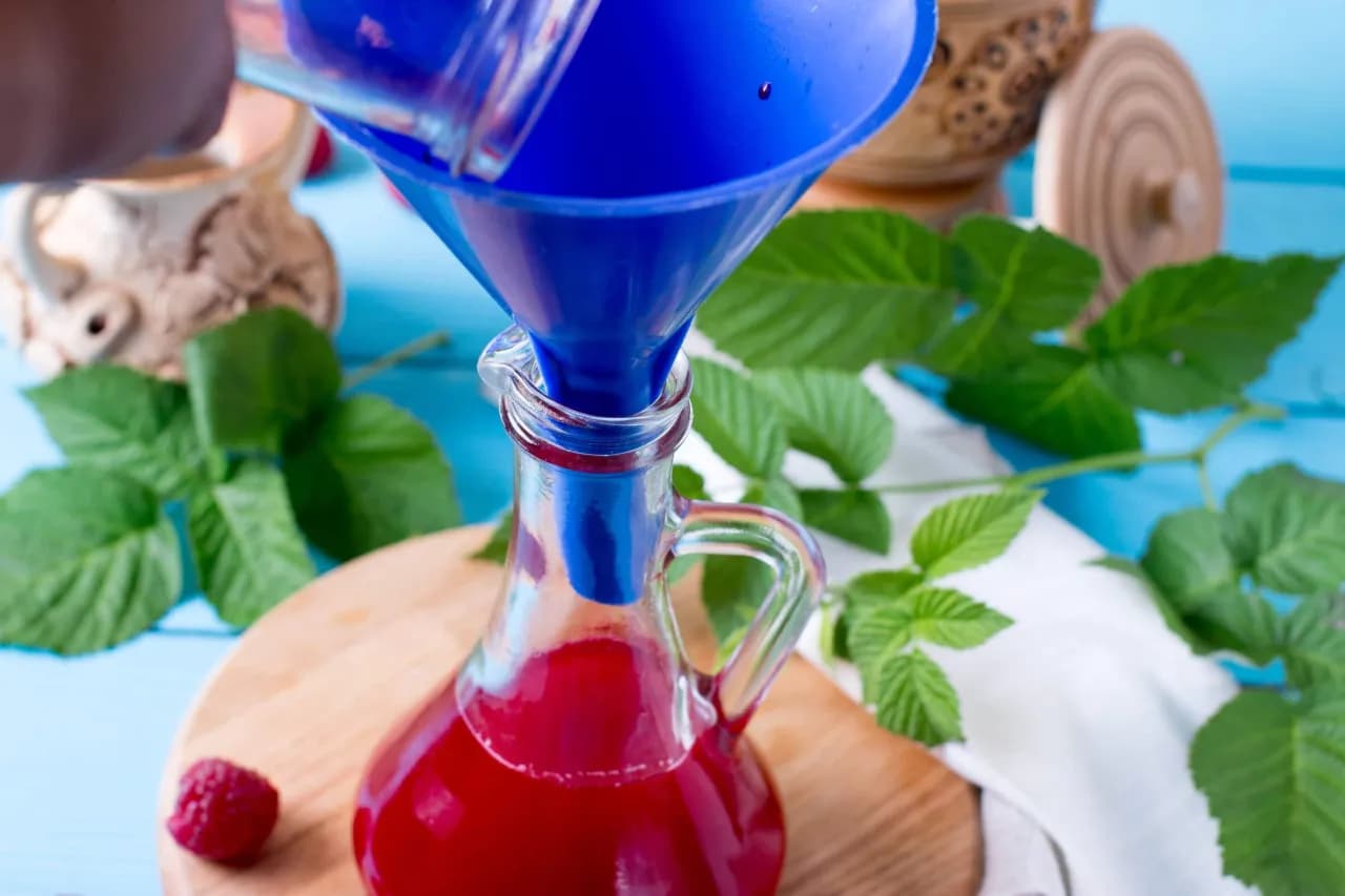 Jak zrobić ocet malinowy w prosty sposób i cieszyć się smakiem