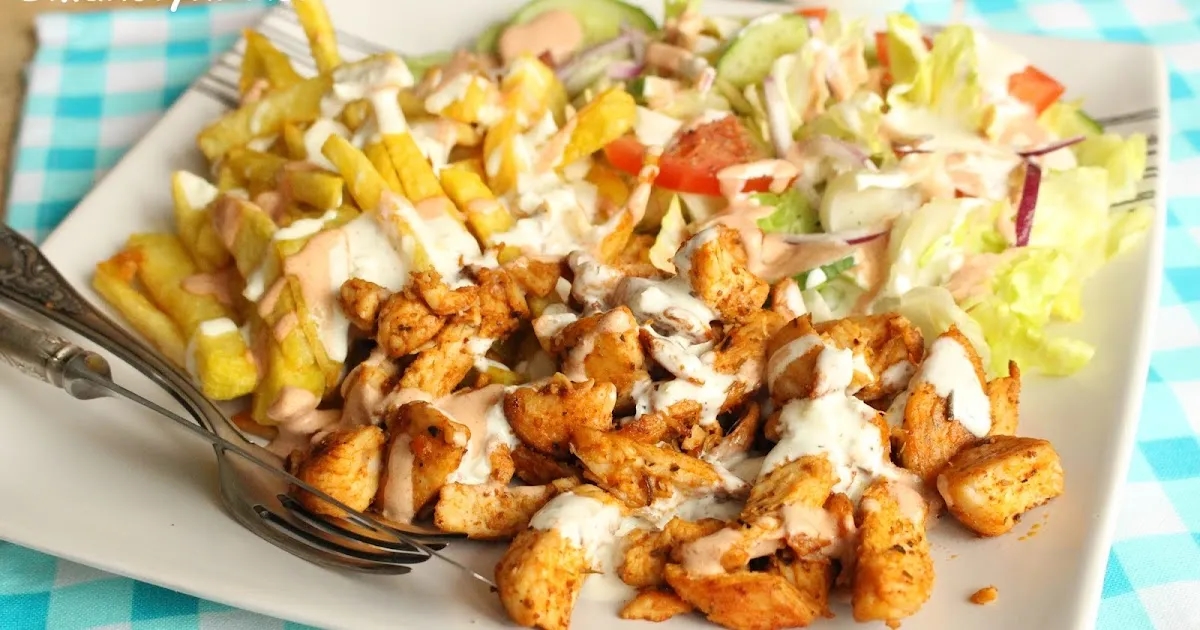 Idealna surówka do gyrosa z frytkami, która zachwyci Twoje podniebienie